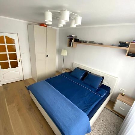 At Telegraph Str. Apartman Tukums Kültér fotó